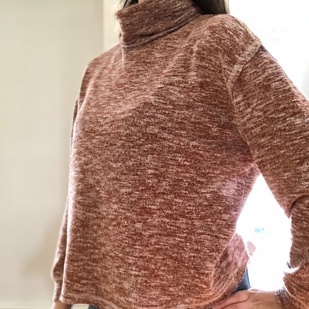 Heathered Orange Turtleneck Top
